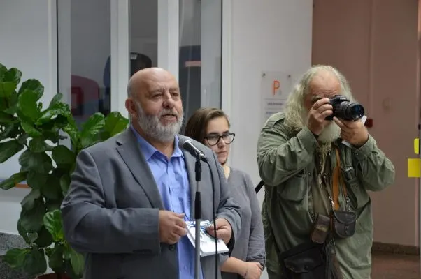 37 de zile, din Haiti, la New York și Cluj-Napoca. Jurnalul lui Anca Sas