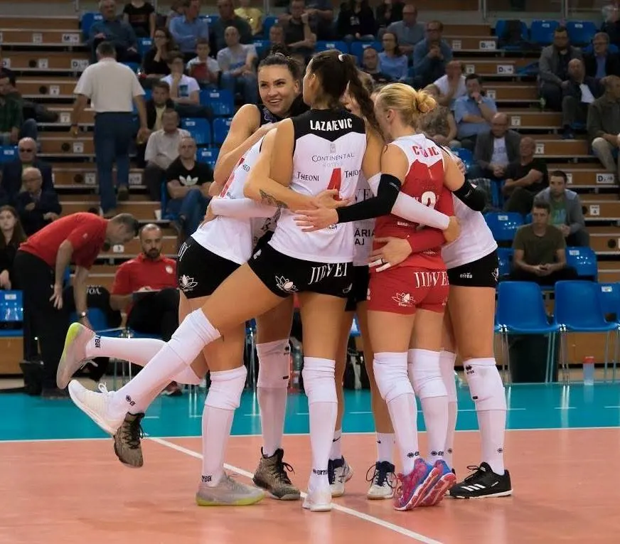 Meci fără emoții pentru Volei Alba Blaj la revenirea în fața propriilor suporteri
