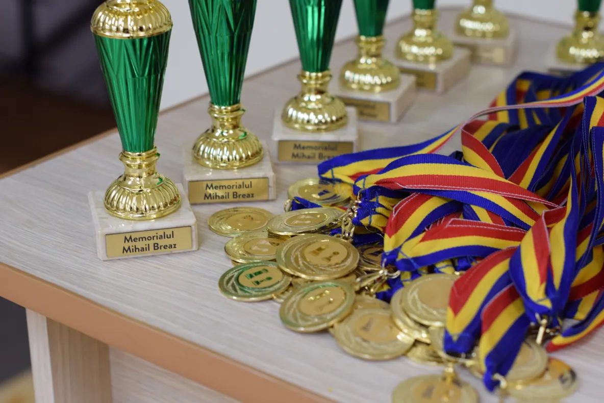 Juniorii de la CSM Unirea Alba Iulia au câştigat numeroase premii la Memorialul Mihail Breaz la şah
