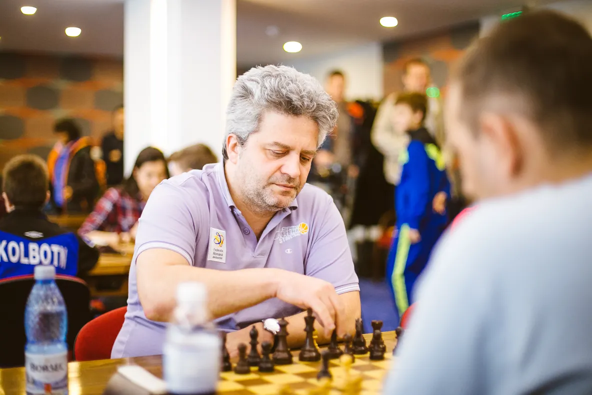 Astăzi începe Openul Internaţional al României la șah