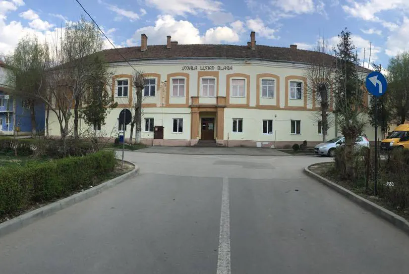 Moș Nicolae vine la Școala Gimnazială ,,Lucian Blaga” din Ocna Mureș