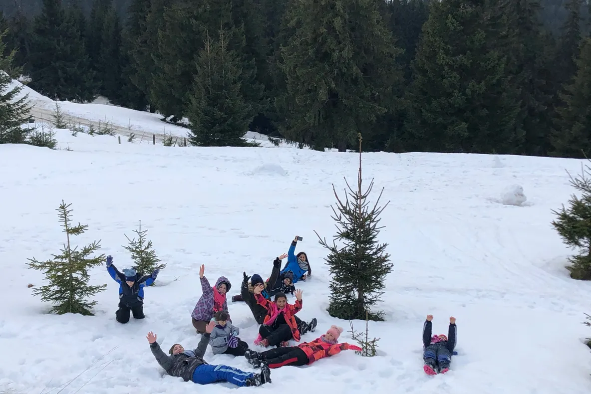 Excursie la Păltiniș pentru copiii de la casa de tip familial din Aiud
