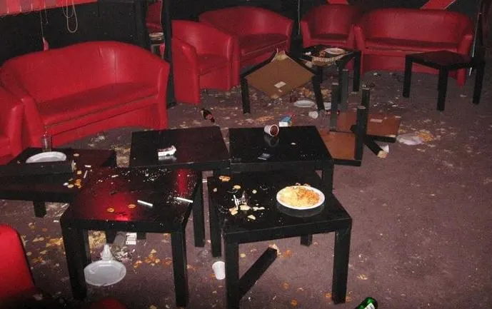 Un bărbat a provocat scandal într-un bar din Aiud