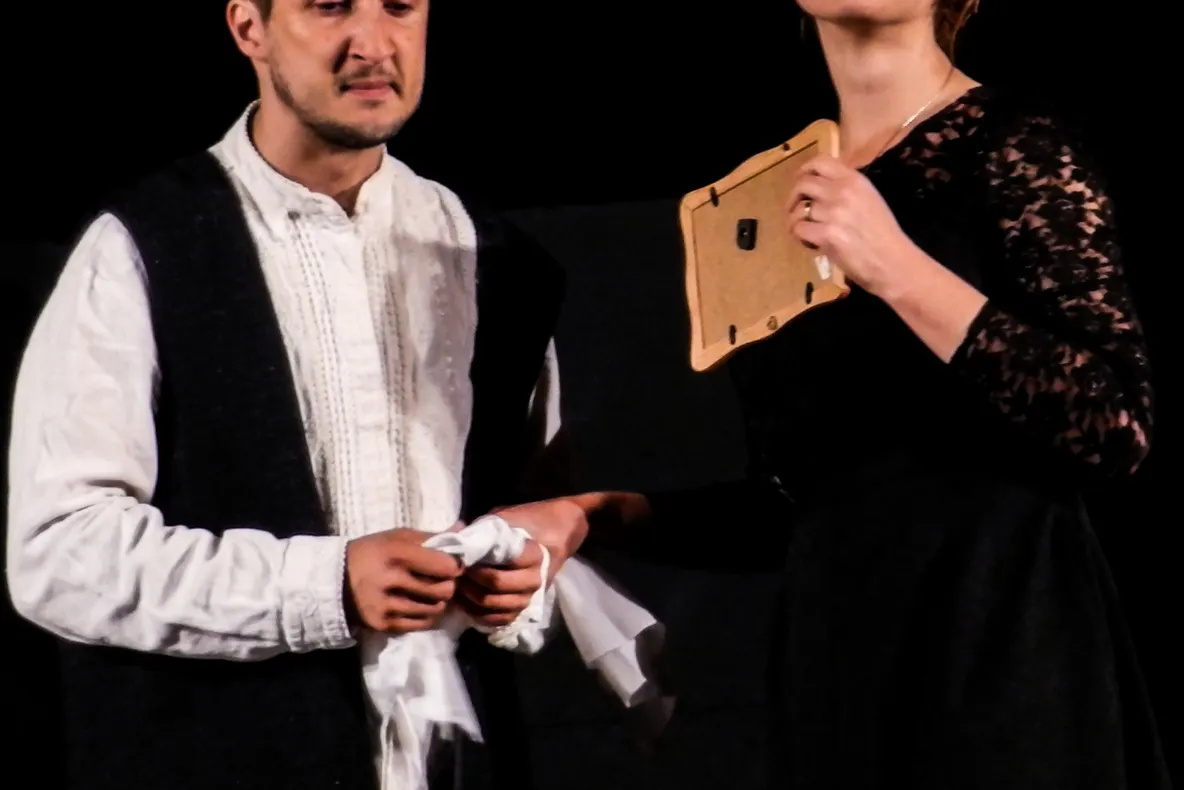 Grupul Skepsis prezintă spectacolul „Ursul”
