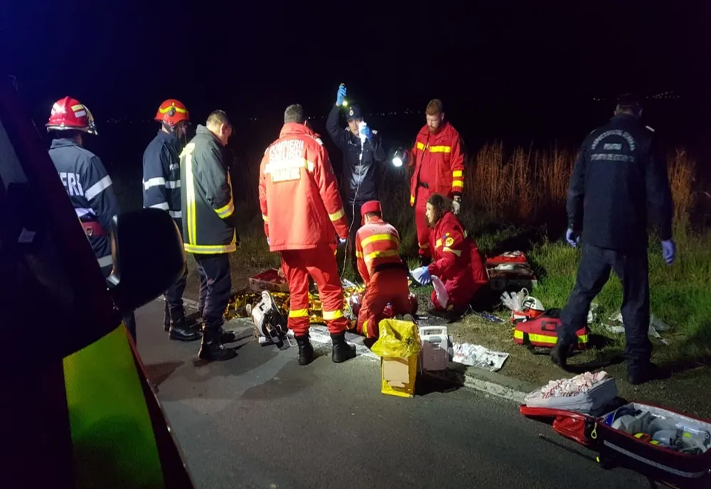 Accident GRAV pe DN1, în orașul Teiuș. Un pieton aflat  în stop respirator după ce a fost lovit de un TIR