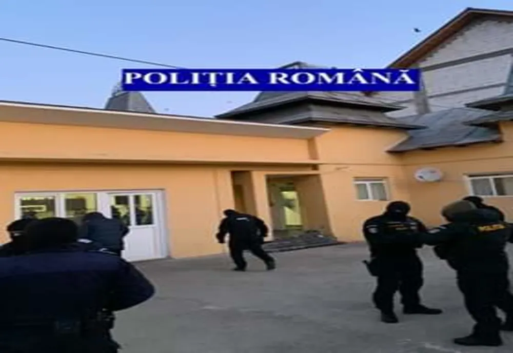 Percheziții de amploare în 25 de județe și în capitală. Sunt vizate infracțiuni de fals și de serviciu