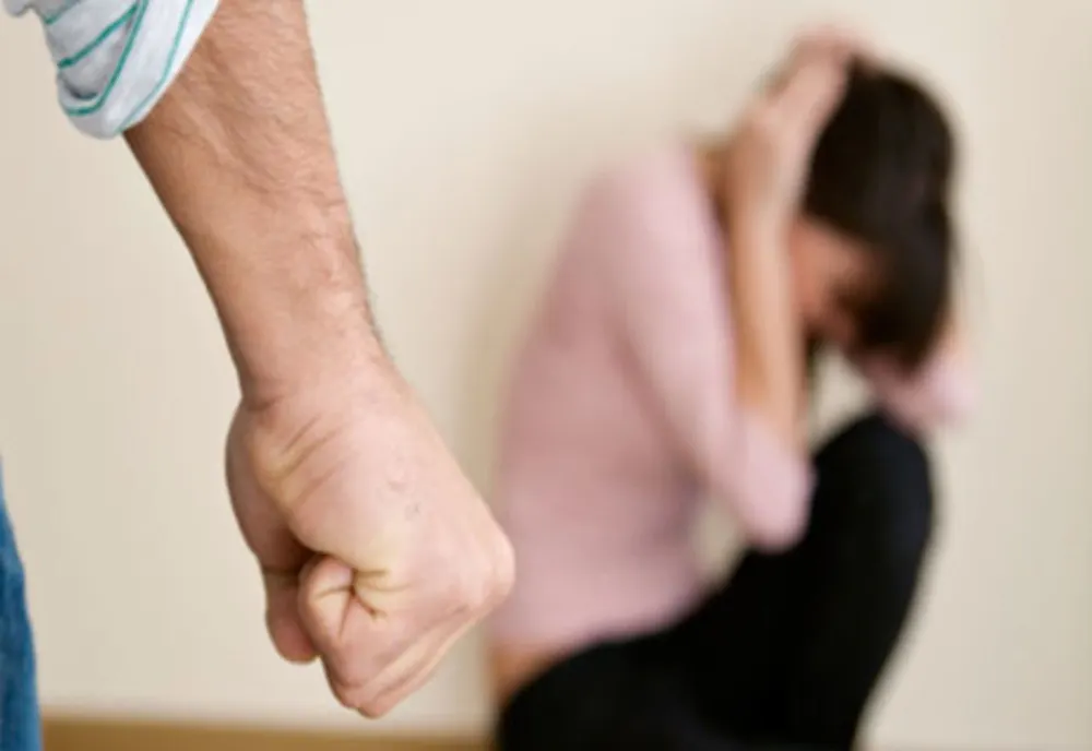 Și-a amenințat fiica vitregă! Acum are dosar penal