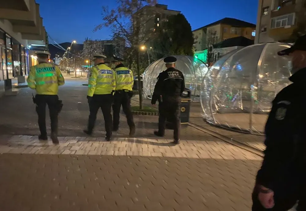Echipaje mixte ale Poliției și Jandarmeriei, controale sporite de responsabilizare a populației cu privire la răspândirea COVID-19