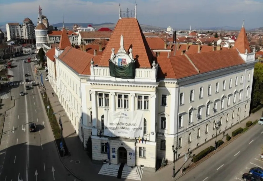 Amestec PNL, PSD și UDMR în județul Alba, la prefectură