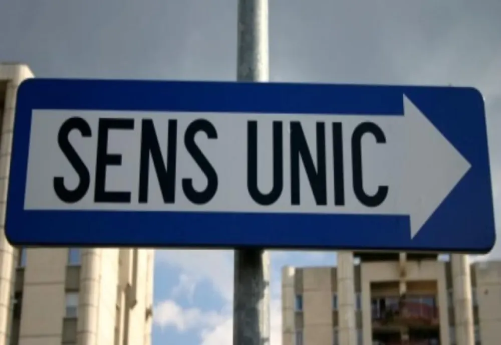 Sensul unic de pe o stradă din Alba Iulia, inversat 