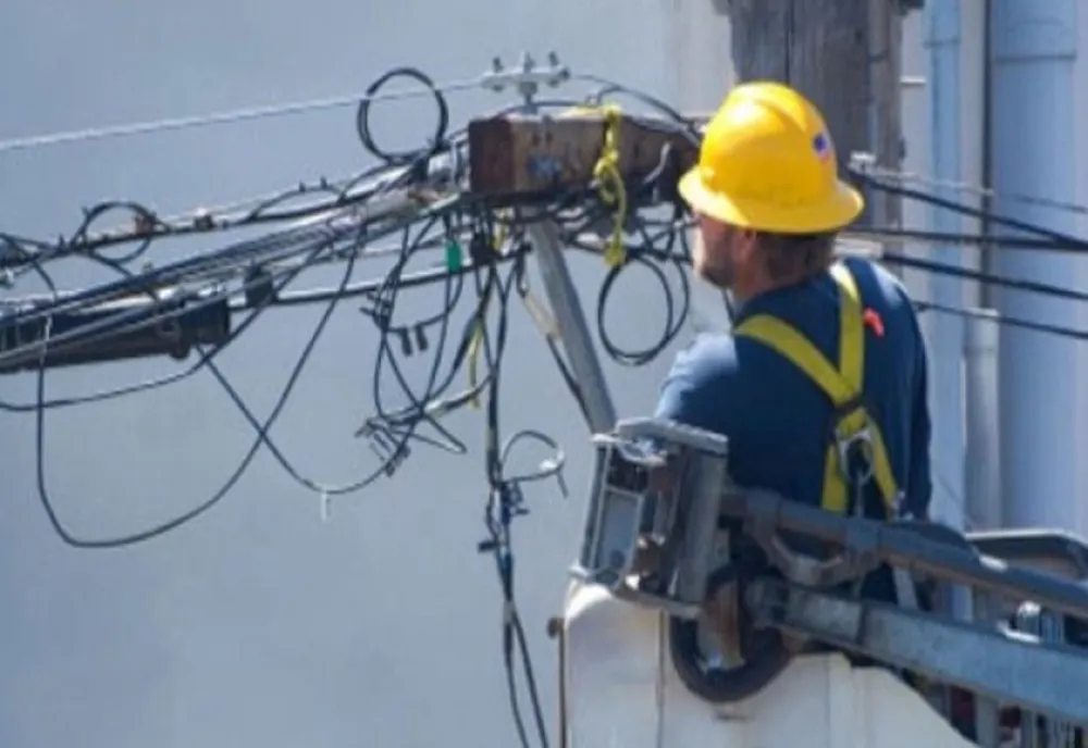 Mai multe străzi din Alba au rămas fără curent electric