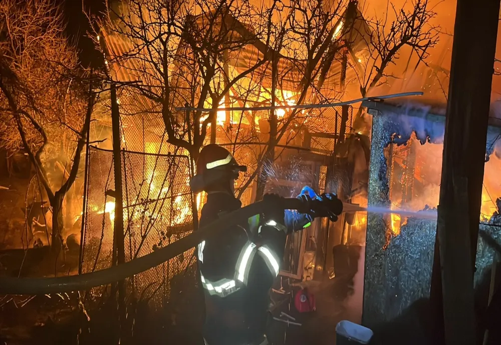 Incendiu la o gospodărie din Cricău