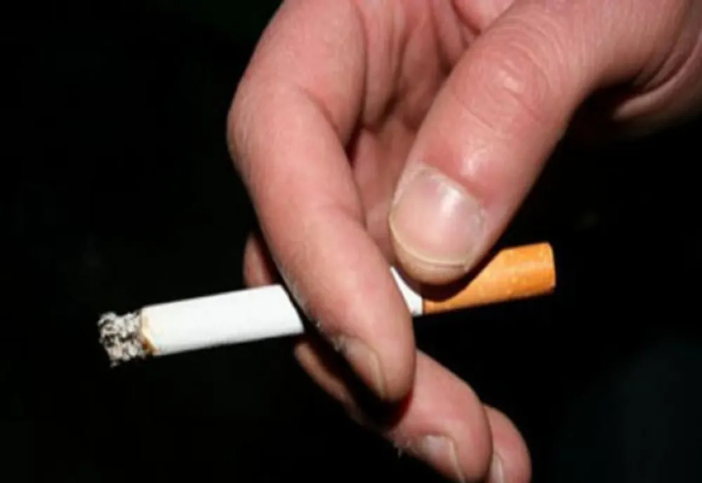 Fumatul în spații publice interzis minorilor