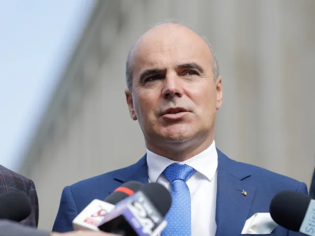 Rareș Bogdan:”Bolojan duce PNL într-o zonă progresistă, de stânga”