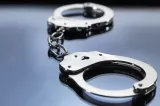 Bărbat reținut după ce a ademenit o fetiță de 9 ani cu 20 de lei și ar fi agresat-o sexual: scene dramatice la Cugir