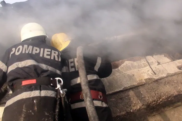 incendiu-arhiva-17mai2017