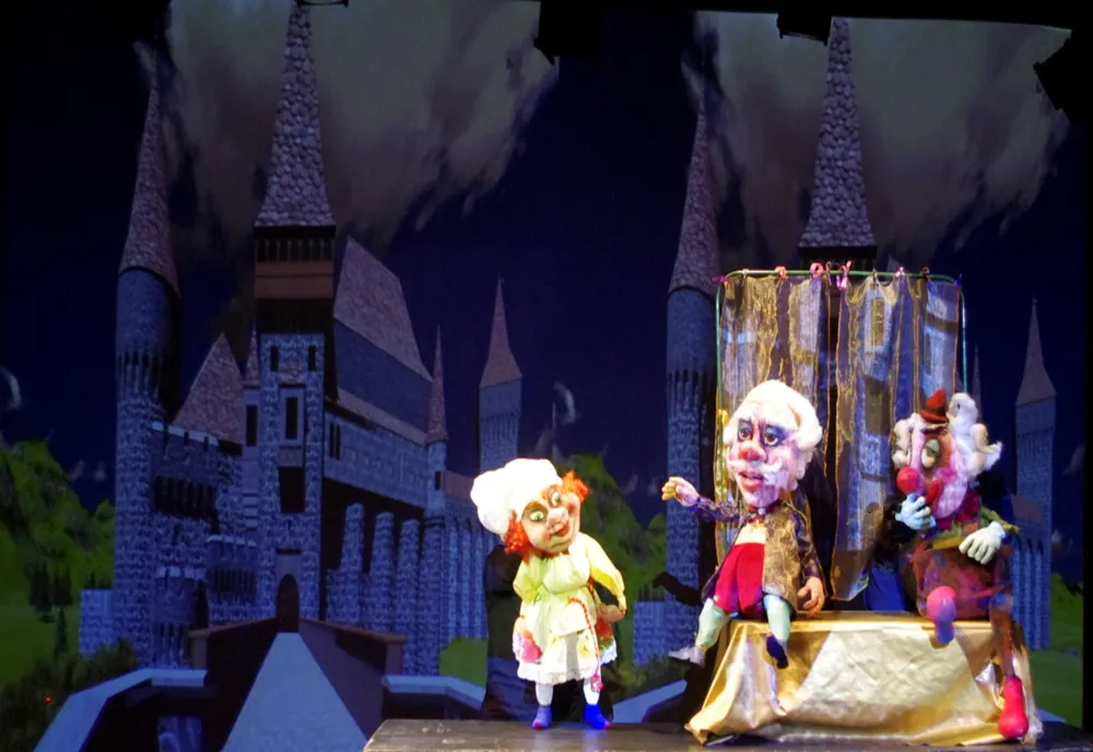 Teatrul de Păpuși „Prichindel” va prezenta în curând un nou spectacol