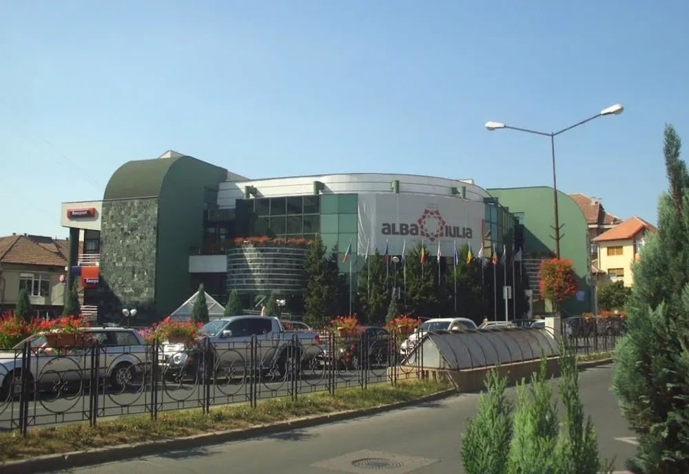 Primăria Alba Iulia : Concursuri de angajare contestate în justiție de ANFP. Posturi MOȘTENITE în familie.