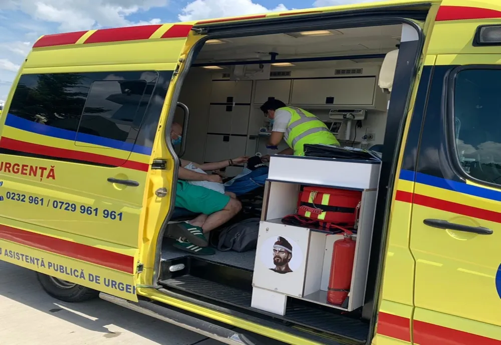 Un bărbat și un copil au ajuns la spital, în urma unui accident rutier