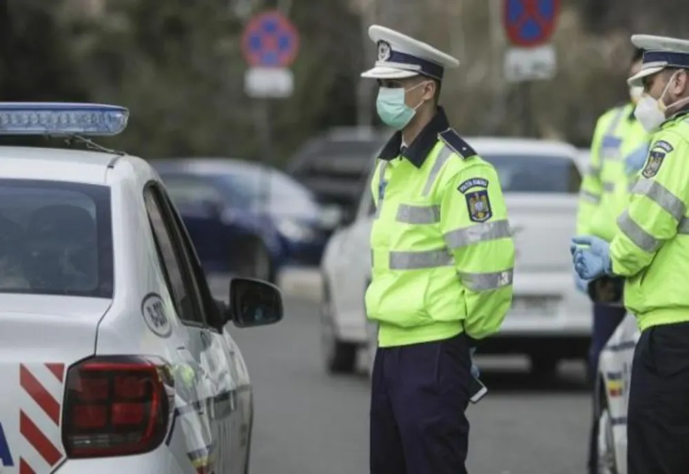 Prinși la volan băuți sau fără permis