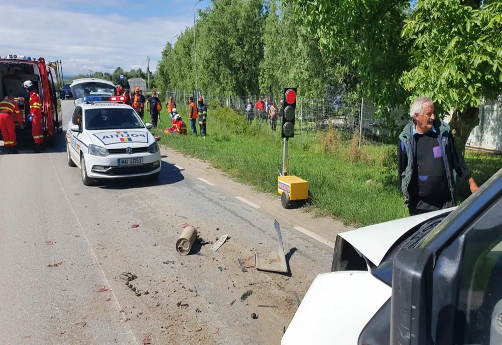 Accident pe Calea Ciugudului! O persoană are nevoie de îngrijiri medicale