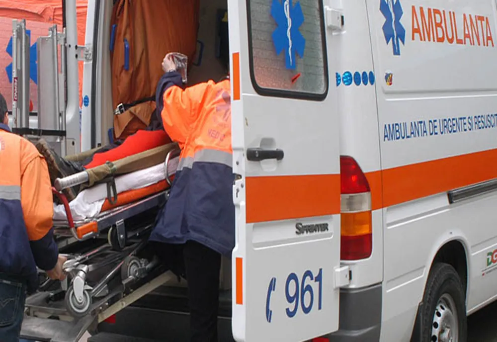 Accident pe un drum din Alba! Trei persoane, rănite! Printre ele un copil de 5 ani