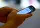 O femeie "găsit" un telefon într-o benzinărie